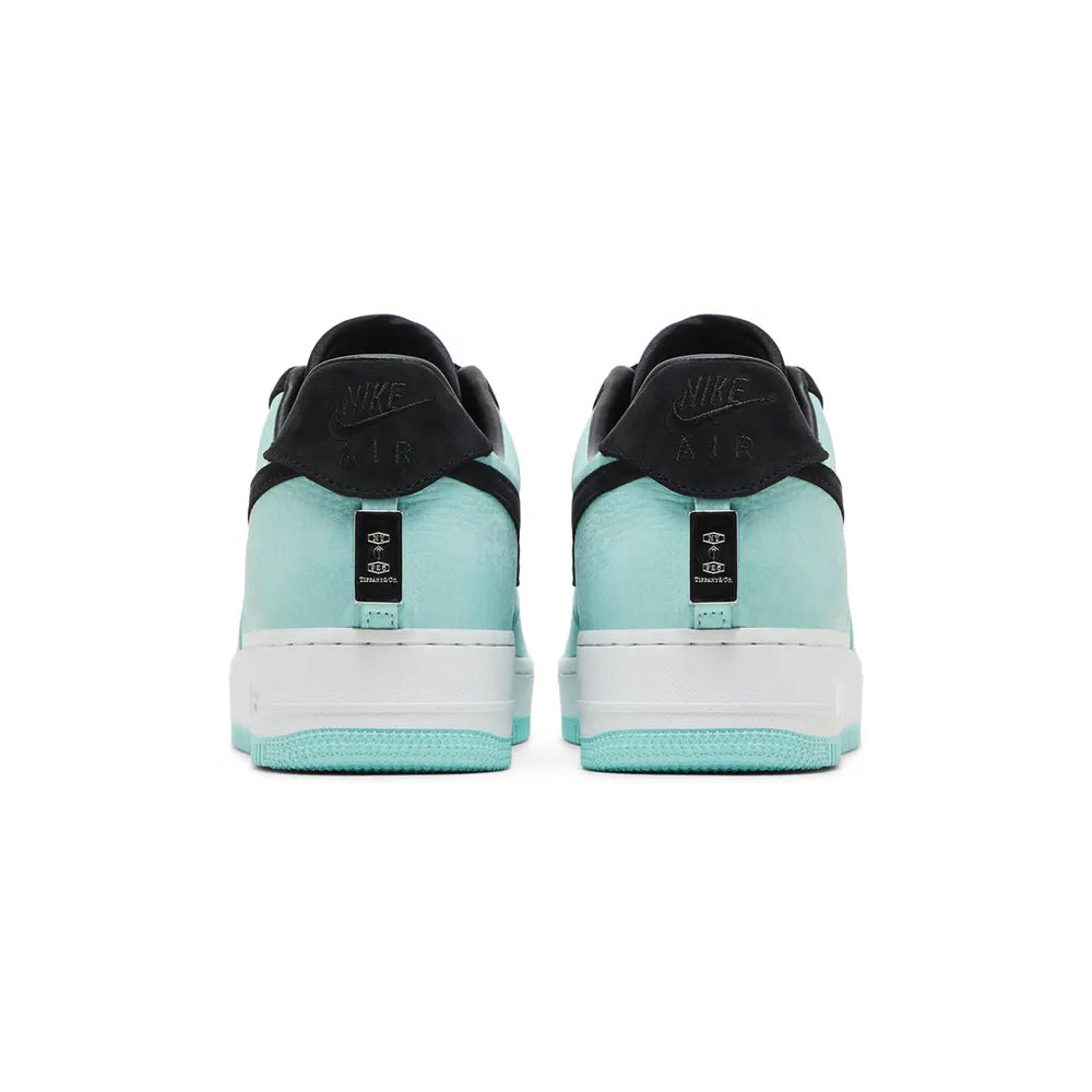 #Tiffany & #Company x #AirForce1 #Low #1837 #Friends & #Family