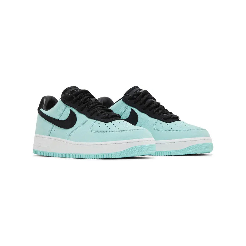#Tiffany & #Company x #AirForce1 #Low #1837 #Friends & #Family