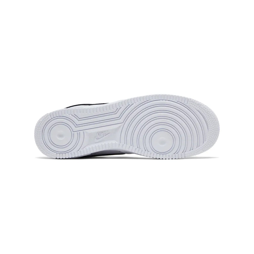 #AirForce1 #Supreme #BoxLogo #WhiteBlack