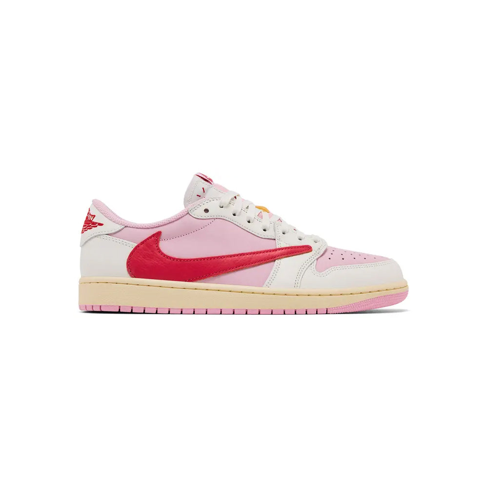 #TravisScott x #AirJordan #1s #Sail #TropicalPink